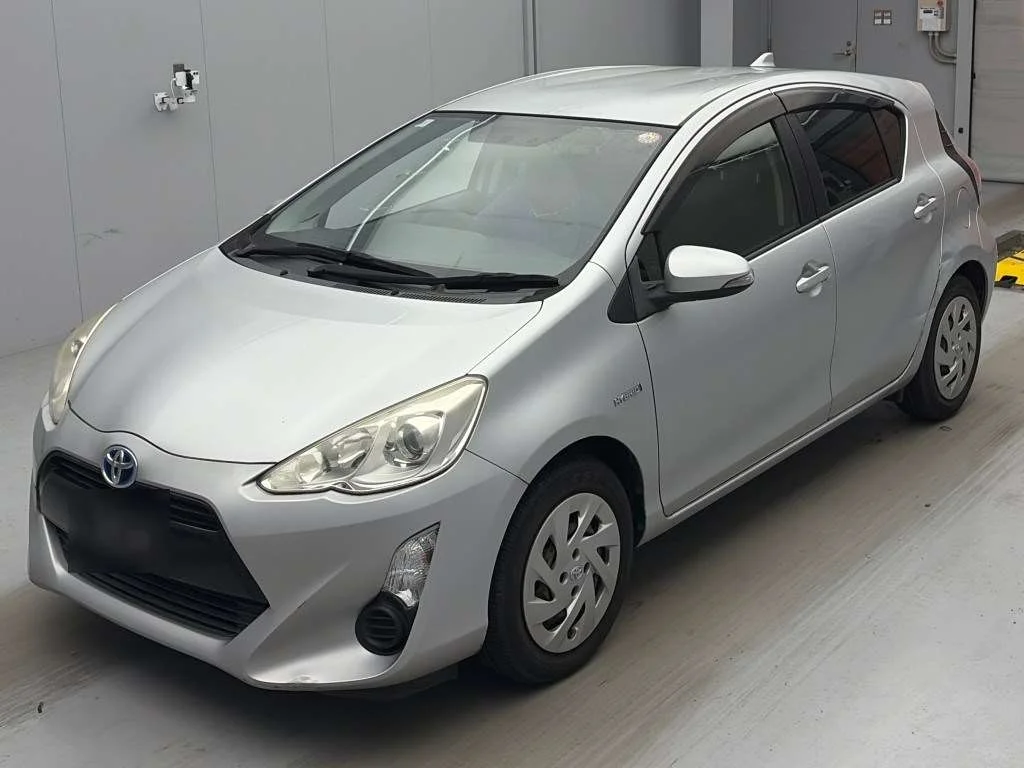 Toyota Aqua 2016