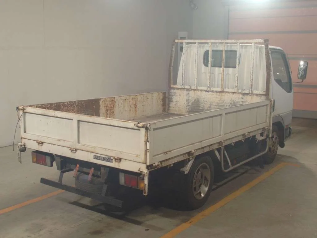 Mitsubishi Fuso Canter  с аукциона в Японии
