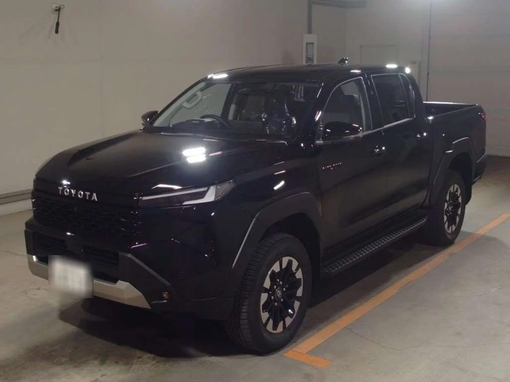 Toyota Hilux  с аукциона в Японии