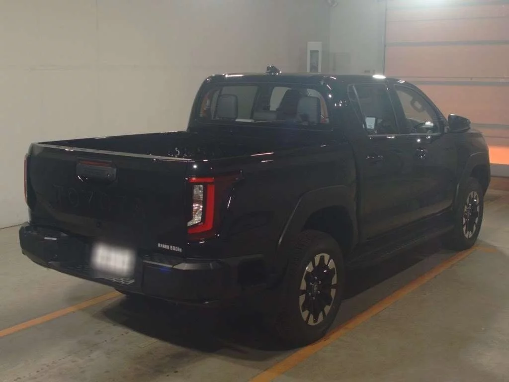 Toyota Hilux  с аукциона в Японии