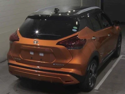 NISSAN KICKS