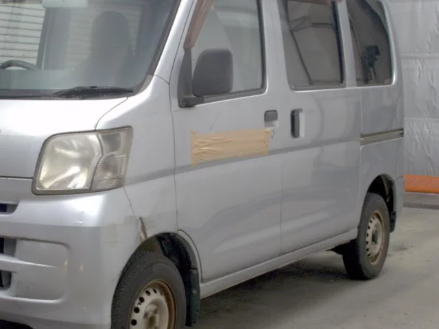 Daihatsu Hijet Cargo 2012
