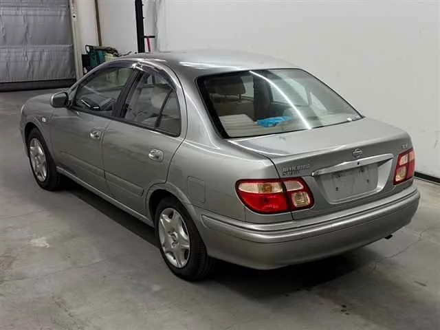 Nissan Sylphy  с аукциона в Японии