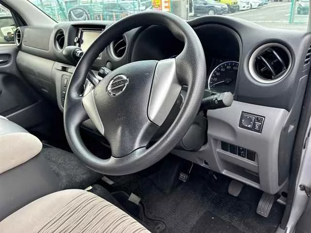 Nissan NV350 Caravan  с аукциона в Японии