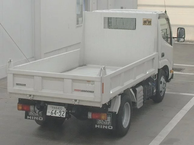 Hino Dutro  с аукциона в Японии