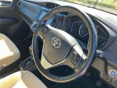 TOYOTA COROLLA AXIO