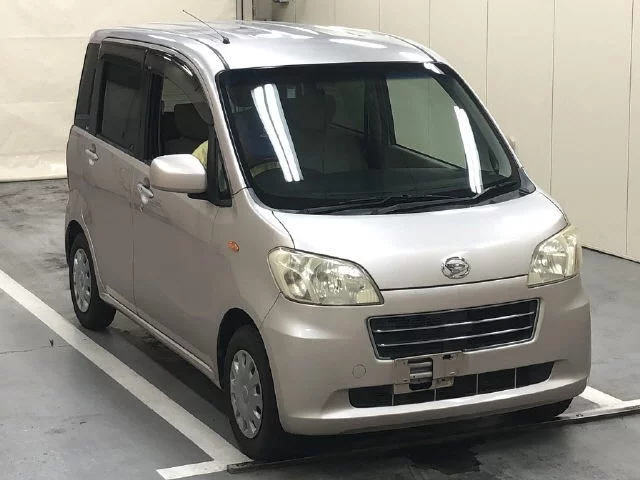 Daihatsu Tanto Exe 2010