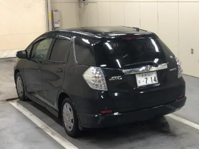 HONDA FIT SHUTTLE