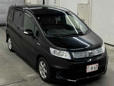 HONDA FREED SPIKE