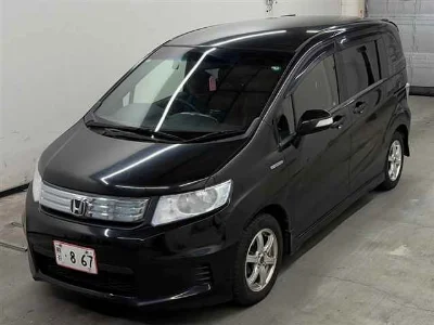 HONDA FREED SPIKE