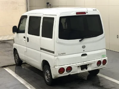NISSAN CLIPPER