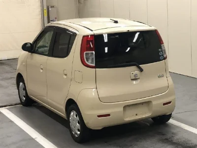 SUZUKI MRWAGON