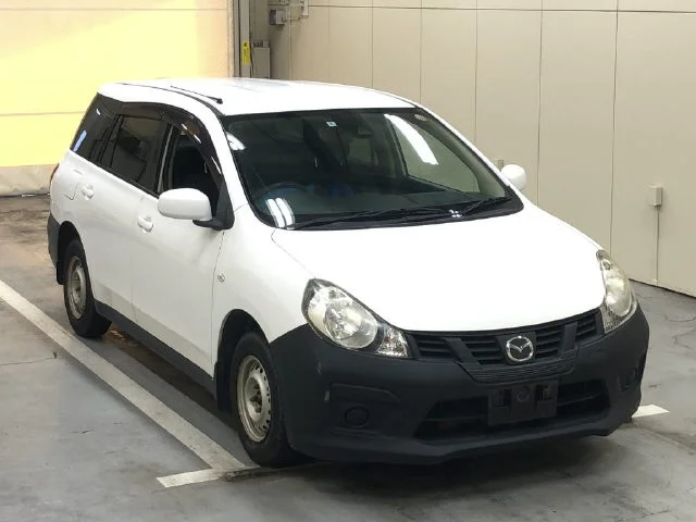 Mazda Familia  с аукциона в Японии