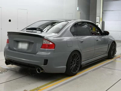 SUBARU LEGACY B4