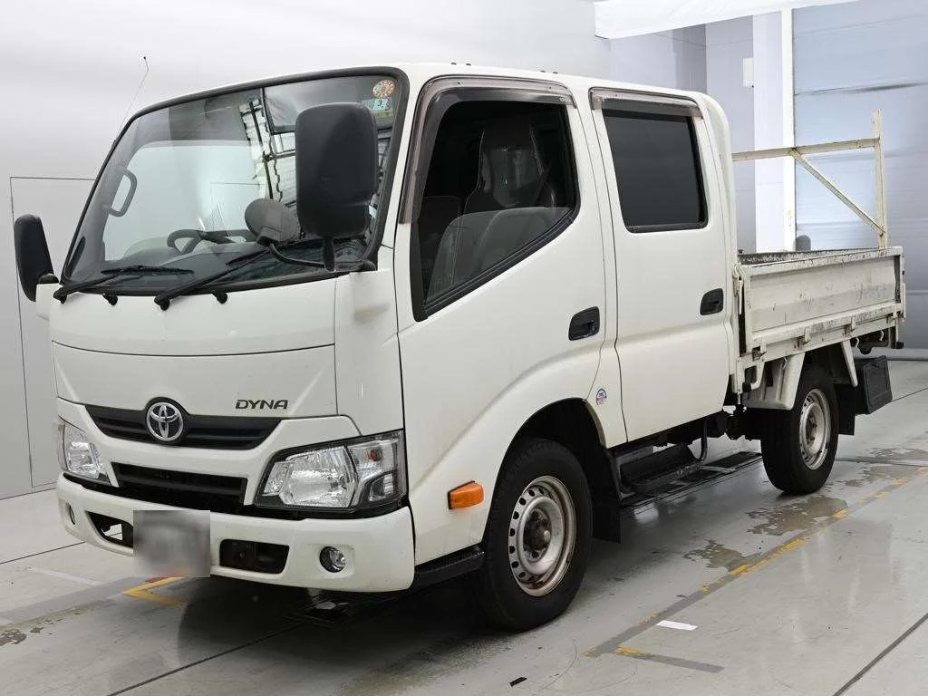 Toyota Dyna 2021