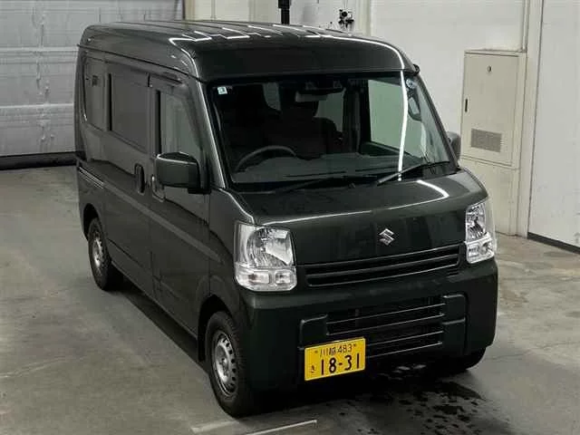 Suzuki Every 2024