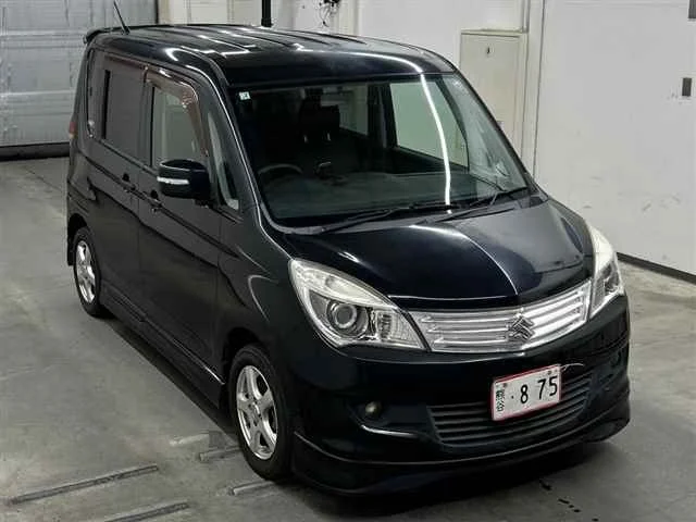 Suzuki Solio 2011