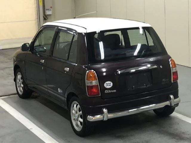 Daihatsu Mira 2001