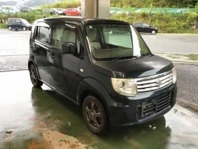 SUZUKI MRWAGON