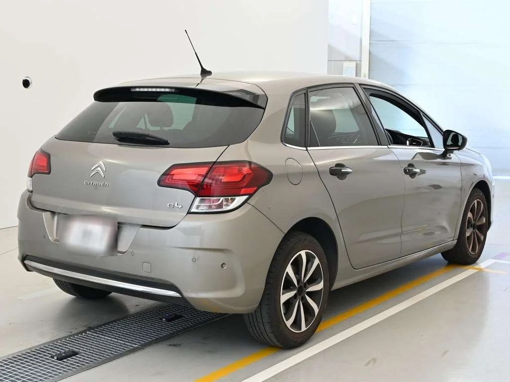 Citroen C4  с аукциона в Японии