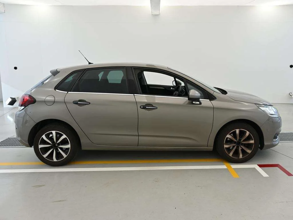 Citroen C4  с аукциона в Японии
