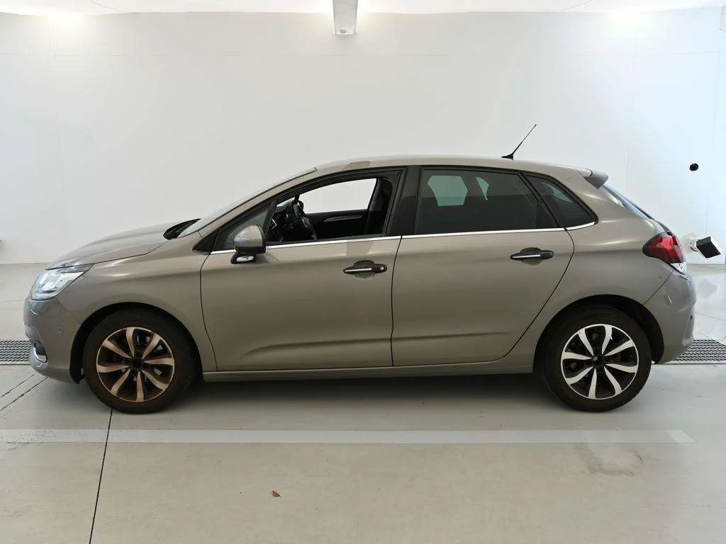 Citroen C4  с аукциона в Японии