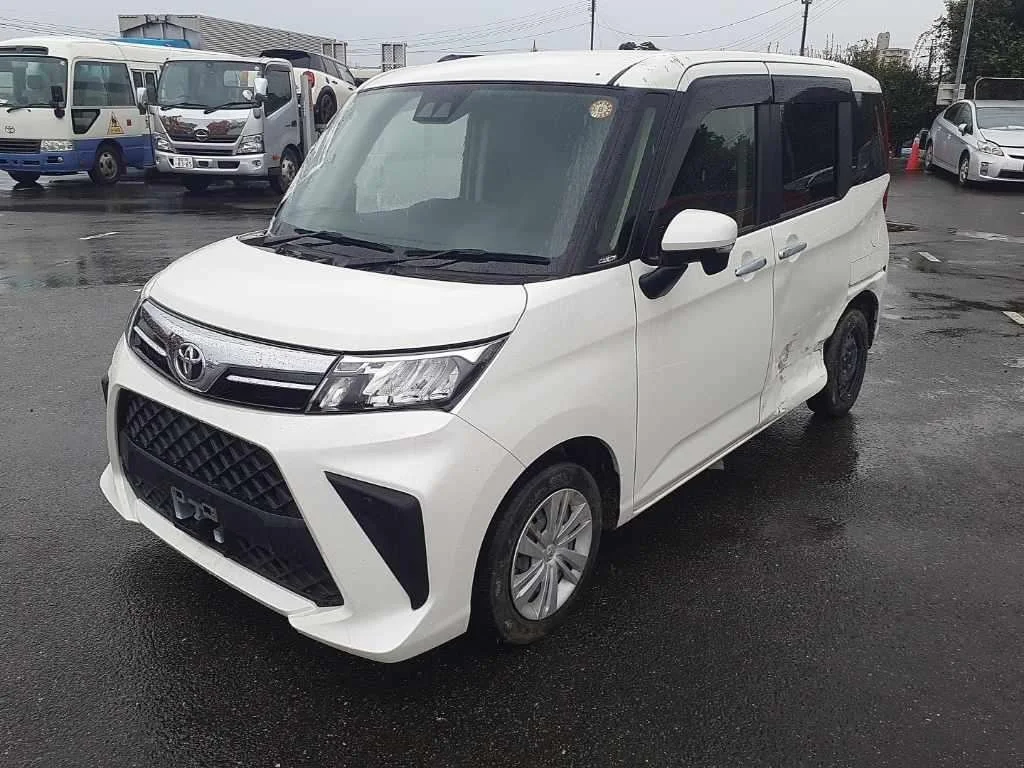 Toyota Roomy 2022