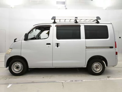 TOYOTA TOWN ACE VAN