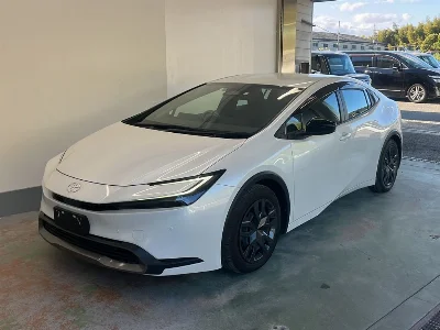 TOYOTA PRIUS, 2023 — лот японского аукциона