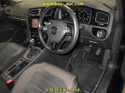 VOLKSWAGEN GOLF VARIANT