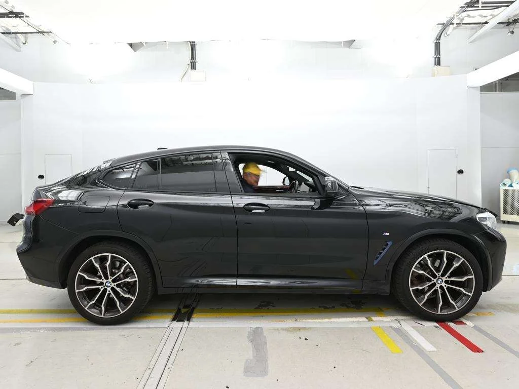 BMW X4  с аукциона в Японии