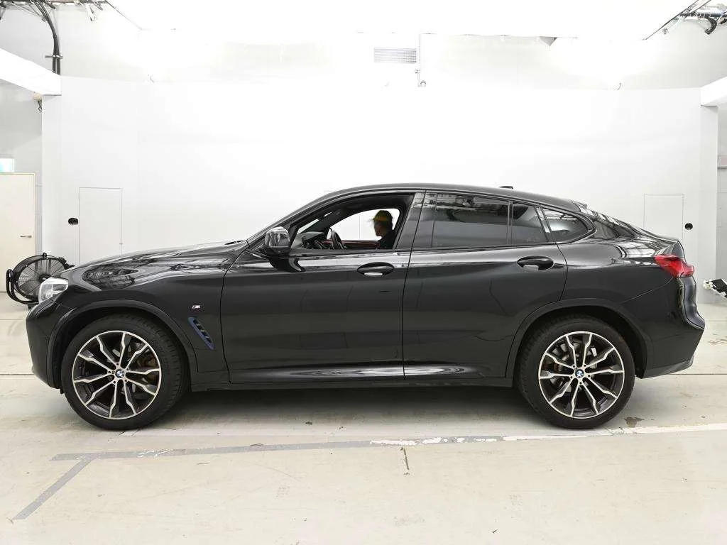 BMW X4  с аукциона в Японии