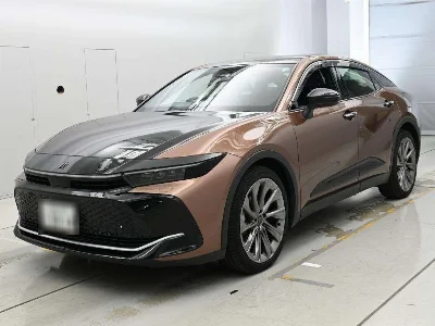 TOYOTA CROWN CROSSOVER
