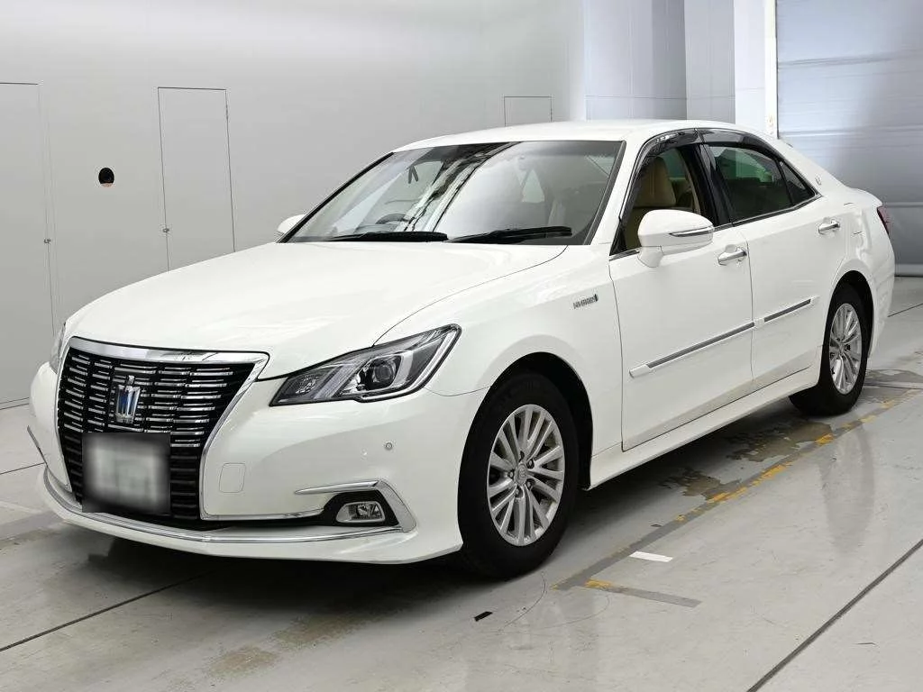 Toyota Crown 2017