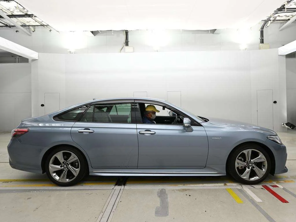 Toyota Crown 2019