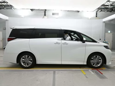 TOYOTA ALPHARD