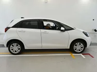 Цена авто Honda Fit с аукционов Японии, номер кузова GR2, пробег 123 000, оценка 8