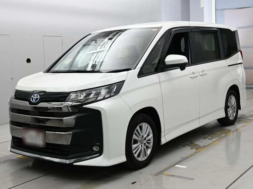 Toyota Noah 2023
