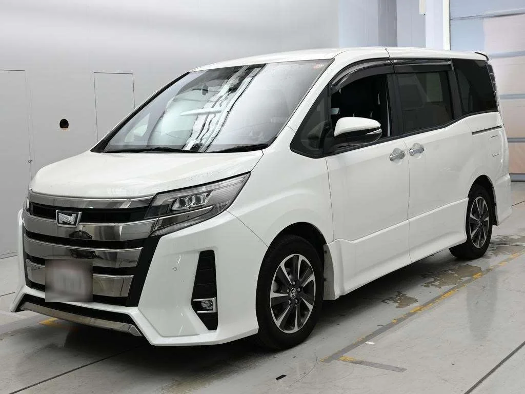 Toyota Noah 2020