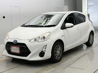 TOYOTA AQUA, 2015 — лот японского аукциона