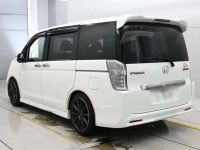 HONDA STEP WAGON