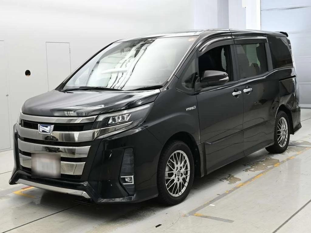 Toyota Noah 2018