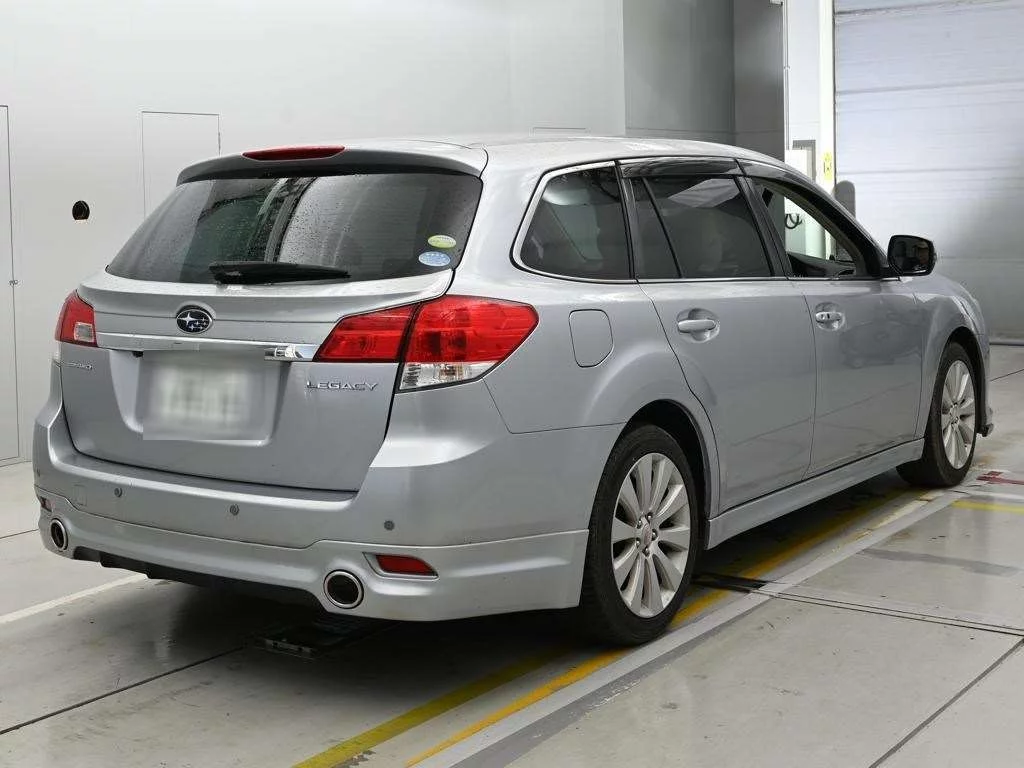 Subaru Legacy 2011