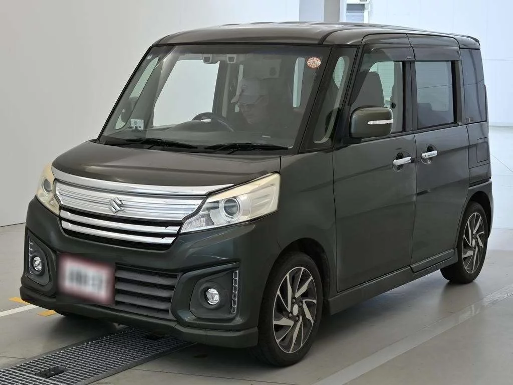 Suzuki Spacia Custom  с аукциона в Японии