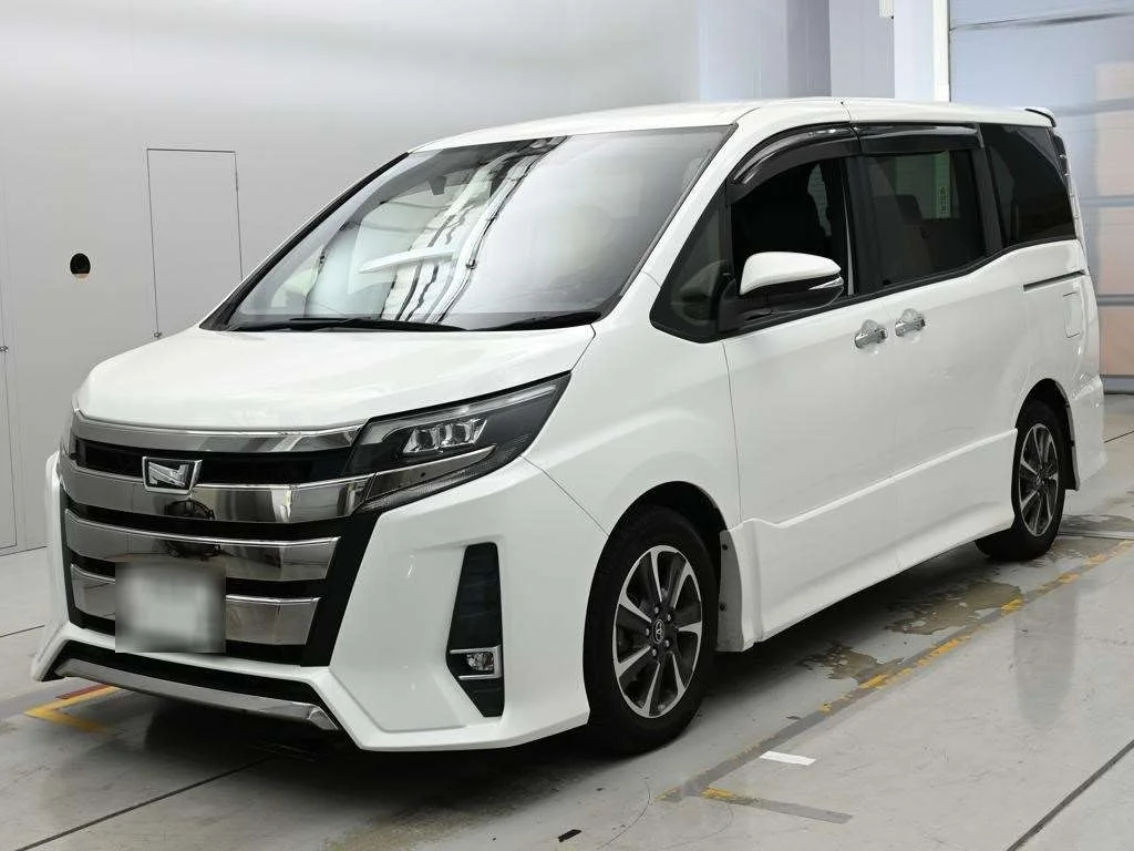 Toyota Noah 2017