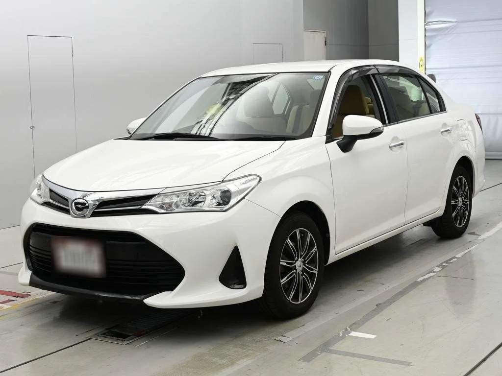 Toyota Corolla Axio 2018