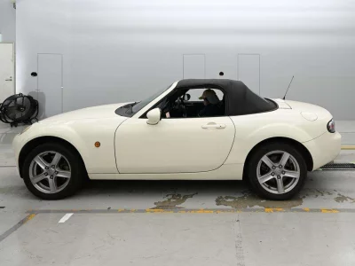MAZDA ROADSTER