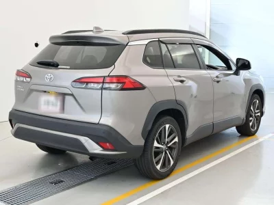 TOYOTA COROLLA CROSS