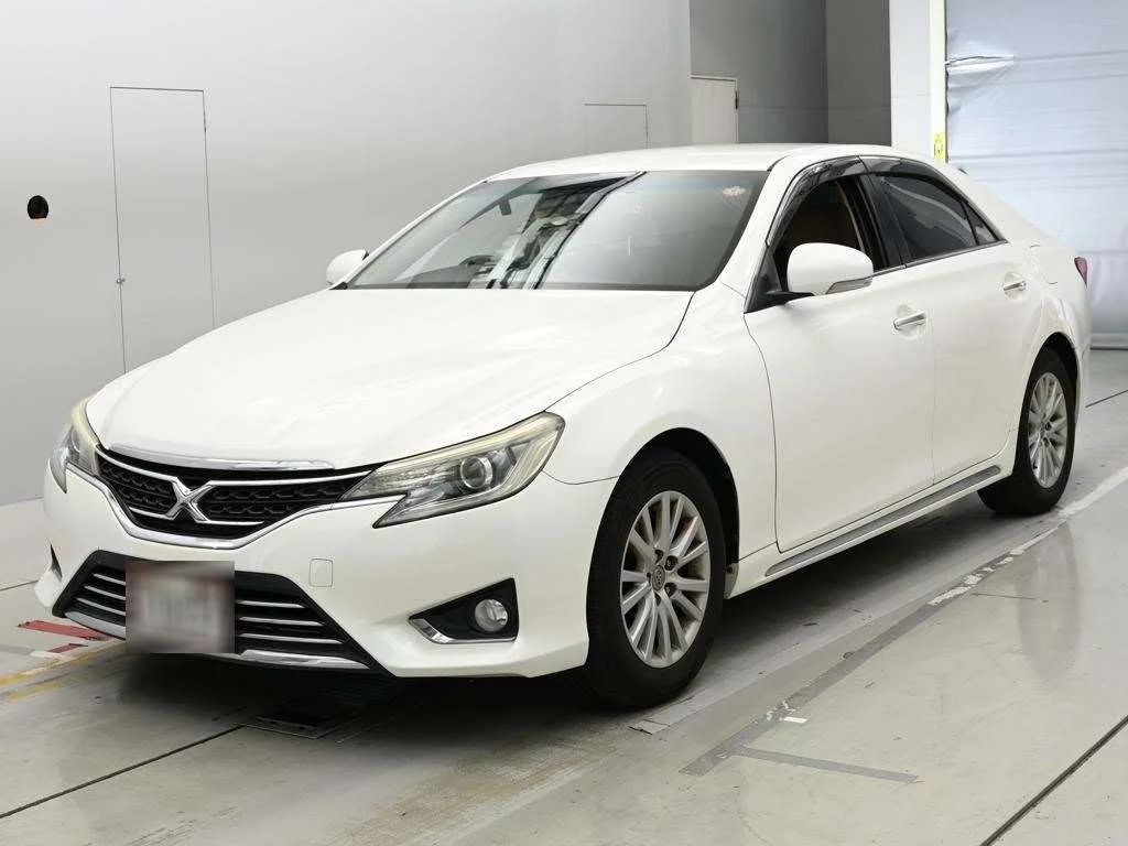 Toyota Mark X 2013