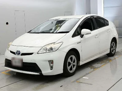 TOYOTA PRIUS, 2015 — лот японского аукциона